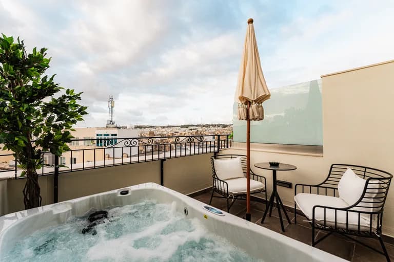 Jacuzzi