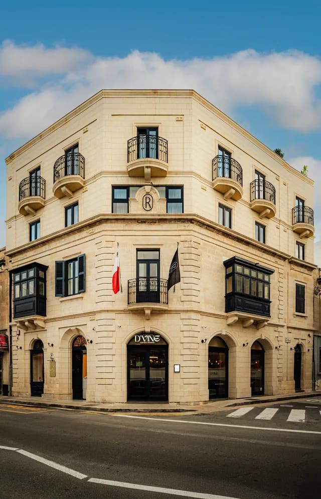 Royale Sainte Helene Boutique Hotel Facade